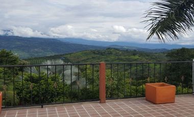 VENTA de CASAS en LA MESA