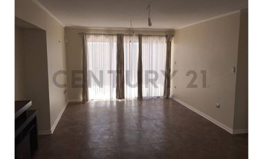 Se vende hermosa y amplia casa en Calama