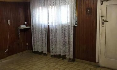 VENTA CASA DE 3 ambiente c/cochera con dto. De 2 ambiente al fondo EN JOSÉ LEON SUAREZ consultas al 4763-0904 / 4765-4181