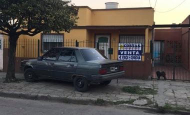 VENTA CASA DE 3 ambiente c/cochera con dto. De 2 ambiente al fondo EN JOSÉ LEON SUAREZ consultas al 4763-0904 / 4765-4181