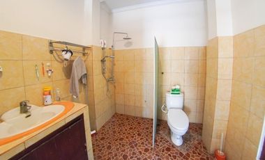 BUC DIJUAL GUEST HOUSE 3 LANTAI DEKAT GWK BALI