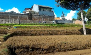 Tanah Dekat STIKES Rajawali Cihanjuang,Bandung Barat Pinggir jalan