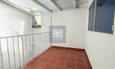 COD. 6228 - SE ARRIENDA CASA - BARRIO: COLORADOS