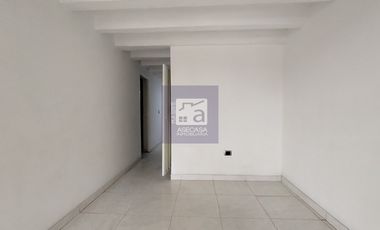 COD. 6228 - SE ARRIENDA CASA - BARRIO: COLORADOS