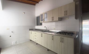 apartamento en arriendo en portachuelo. Cod A24346