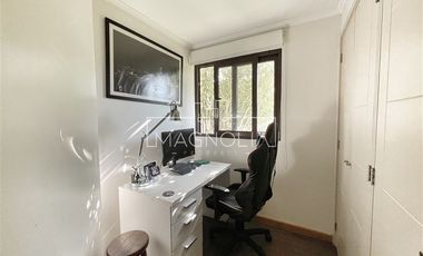 Casa en venta de 5 dorm. en Colina