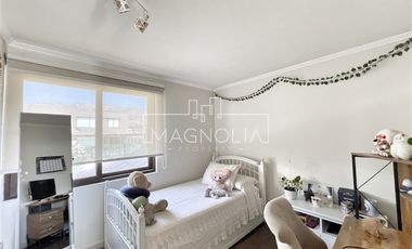 Casa en venta de 5 dorm. en Colina