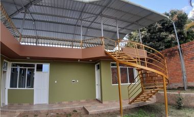 Casa Amoblada en Alquiler - Centro