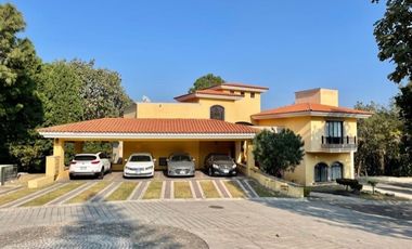 Se Vende Casa en el fraccionamiento Bugambilias