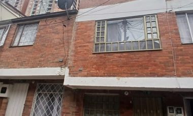 casa en arriendo en altablanca - usaquén. Cod A121513