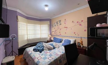 Casa rentera en venta en el centro de Loja