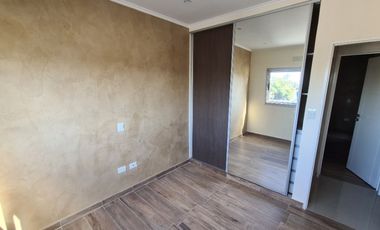 Departamento Tipo Casa en venta en Lanus Este