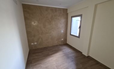 Departamento Tipo Casa en venta en Lanus Este