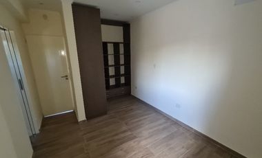 Departamento Tipo Casa en venta en Lanus Este