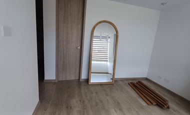 apartamento en arriendo en camino verde. Cod A513782