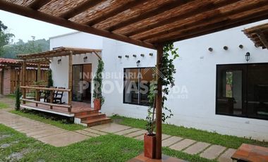 casa campestre en venta en el alto. Cod V102451