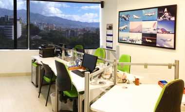 Venta de oficina en el  Poblado