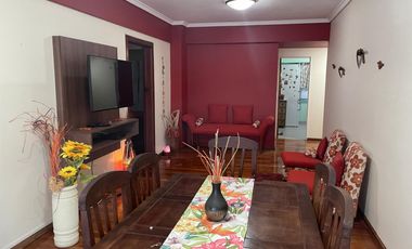Excelente departamento céntrico de 3 ambientes.