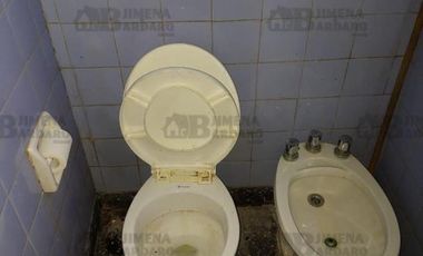 BARBARO ALQUILA GALPON EN SAN MARTIN CENTRO