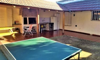 VENDO CASA CON LOCAL BARRIO LA FRANCE