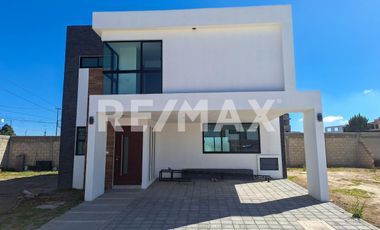 CASA EN CONDOMINIO EN VENTA - (3)