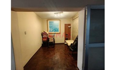 Venta Casa Como Local Comercial En Estrategia Zona En Cercado De Lima