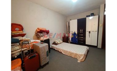 Venta Casa Como Local Comercial En Estrategia Zona En Cercado De Lima