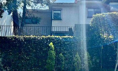 CASA CON ESPECTACULAR VISTA A BOSQUE ECOLÓGICO