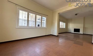 Casa en arriendo 2 dorm. en Villa Alemana