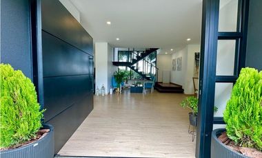 Casa en arriendo en el Alto de Palmas