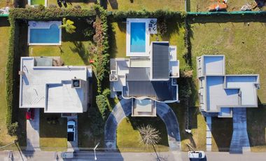Venta Casa En Altos del Casco  Barrio Privado  Zarate