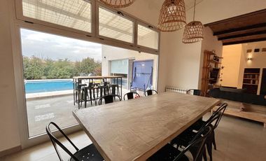 Venta Casa En Altos del Casco  Barrio Privado  Zarate