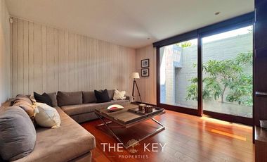 Casa en venta de 5 dorm. en Lo Barnechea