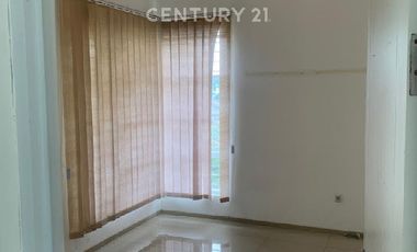 Rumah 3 Lantai Di Dago Resort Bandung