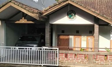Rumah Minimalis Terawat Apik Sariwangi Parongpong Bandung