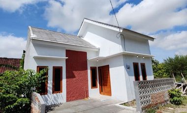 Rumah Minimalis Modern Dekat Terminal Giwangan