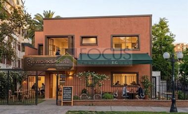 Casa comercial venta 6 dormitorios Providencia Metro Colon
