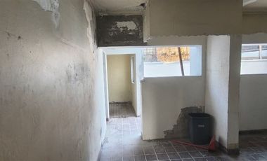 Casa comercial venta 6 dormitorios Providencia Metro Colon
