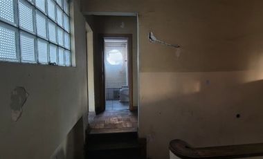Casa comercial venta 6 dormitorios Providencia Metro Colon