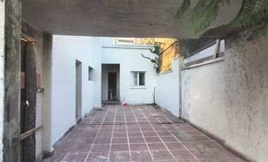 Casa comercial venta 6 dormitorios Providencia Metro Colon