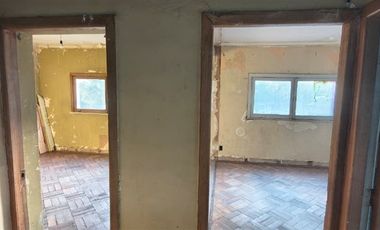 Casa comercial venta 6 dormitorios Providencia Metro Colon