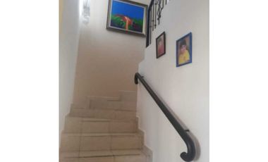 ALQUILER CASA DÚPLEX  AMOBLADA VILLA LUCRE