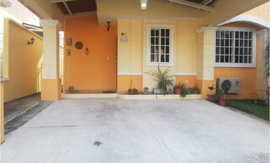 ALQUILER CASA DÚPLEX  AMOBLADA VILLA LUCRE