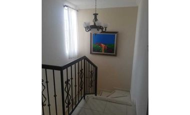 ALQUILER CASA DÚPLEX  AMOBLADA VILLA LUCRE