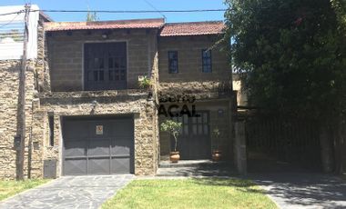 Casa en Venta en 16/ 495bis y 496 Manuel B Gonnet - Alberto Dacal Propiedades