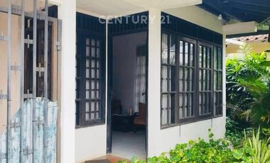 Di Jual Rumah Perlu Renovasi Di Sektor 2 Bintaro