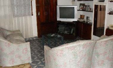 Departamento Tipo Casa en venta en Remedios de Escalada Este