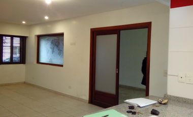 Estupenda Casa 2 Dorm - Patio - Cochera - Almafuerte 305 - Lomas