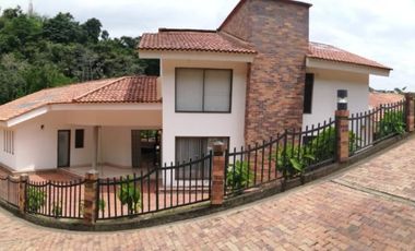 CASA EN  ARRIENDO EN SAN BERNARDO DEL VIENTO