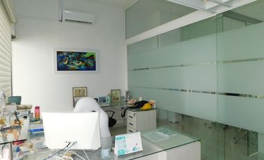 oficina en arriendo/venta en bocagrande. Cod A88854